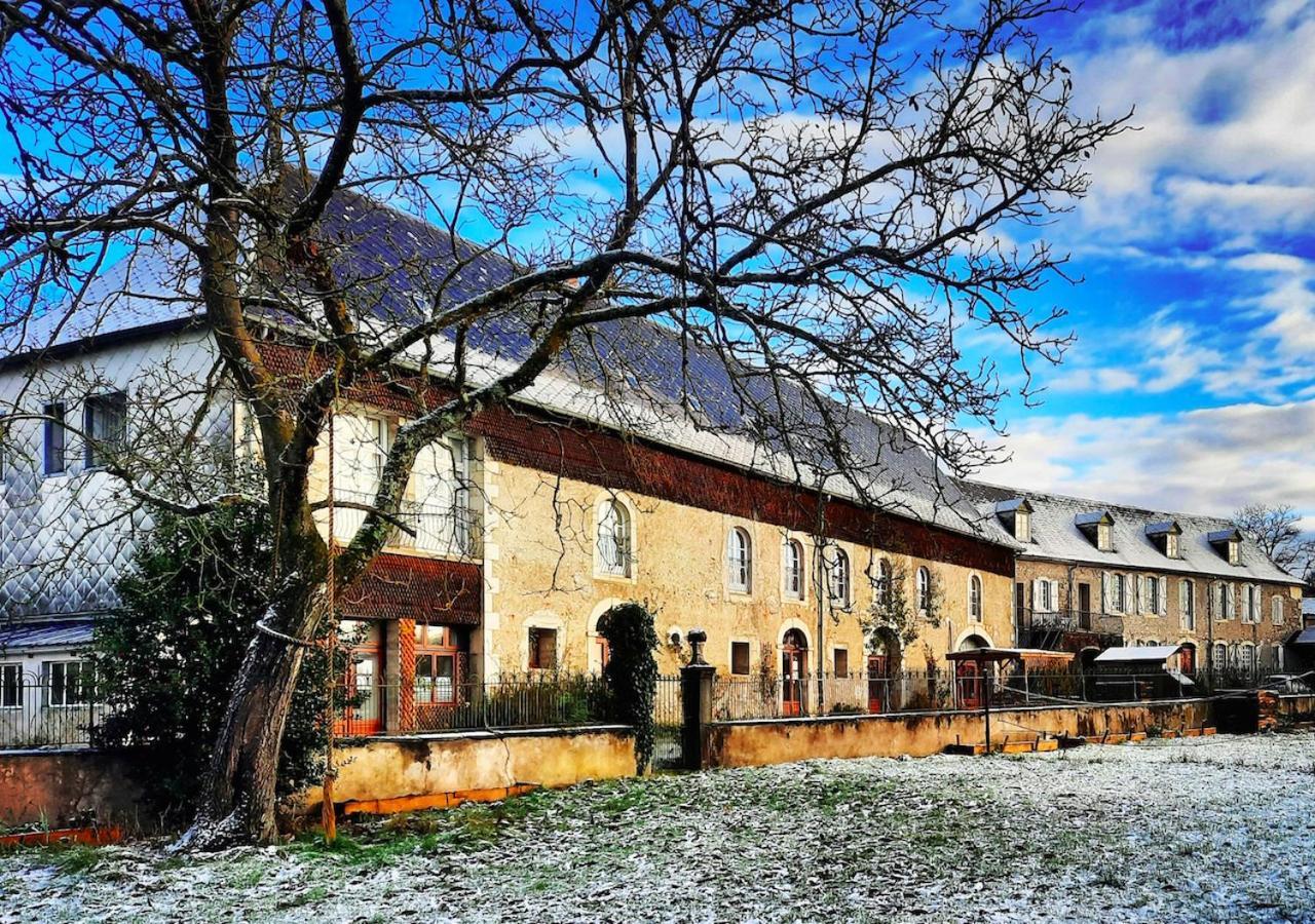 Domaine Lou Castet Bed & Breakfast Tuzaguet Exterior foto