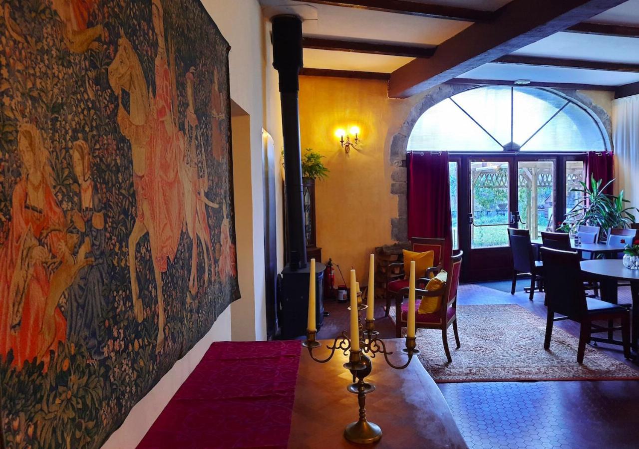 Domaine Lou Castet Bed & Breakfast Tuzaguet Exterior foto